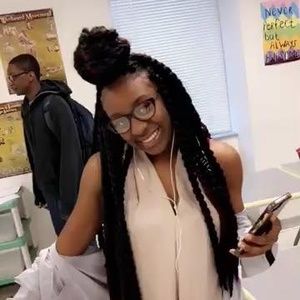 Meet your Posher, Destiny